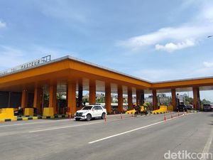 Libur Nataru, Puluhan Ribu Kendaraan Masuk Kota Bandung