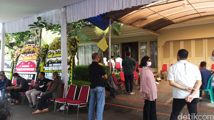 Suasana Rumah Duka Mieke Wijaya Suasana Rumah Duka Mieke Wijaya