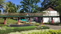 Tiket masuk tidak berlaku untuk berenang di waterpark, mandi bola, ataupun ke beberapa lokasi di farm house seperti cat house hingga berfoto atau memberi makanan hewan. (Dadan Kuswaraharja/detikcom)  
