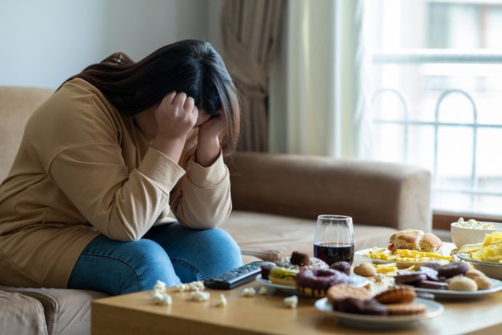 4 Cara Mengurangi 'Stress Eating', Kebiasaan Makan Banyak Akibat Stress