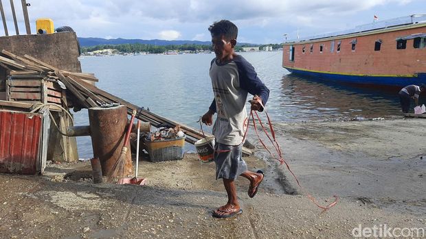 Aman, warga Lombok Timur, NTB kesasar ke Kendari, Sultra.