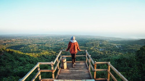 Bukit Pemedengan di Dusun Sajang Desa Sajang Kecamatan Sembalun Kabupaten Lombok Timur, NTB.