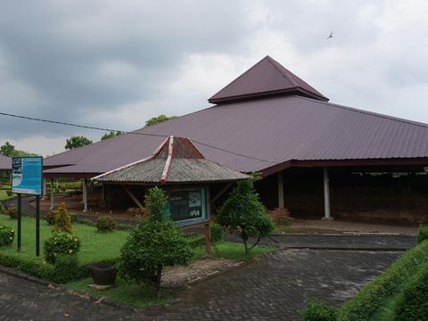 Candi Gentong