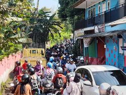 Brimob Dikerahkan Amankan Jalur Alternatif Puncak Cegah Joki Peras Wisatawan