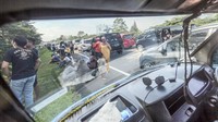 Polda Jawa Barat pun menyebutkan puncak liburan Lebaran di kawasan wisata Jawa Barat diperkirakan terjadi pada Jumat {6/5) dan Sabtu (7/5).   