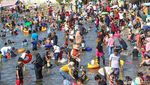 Kawasan Pantai Ancol Masih Dipadati Pengunjung, Begini Situasinya