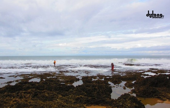 Pantai Pasir Putih Cihara