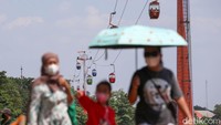 Asisten Vice President TMII, Leonardus Adityo Nugroho, mengatakan pengunjung pagi ini sudah melebihi 4.000 orang dan diprediksi akan membeludak hari ini.