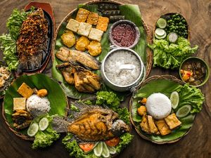 Muslim Perlu Waspada, Menu Resto Sunda Bisa Jadi Tak Halal karena Ini