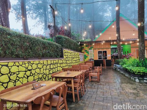 kafe di suwono indah park