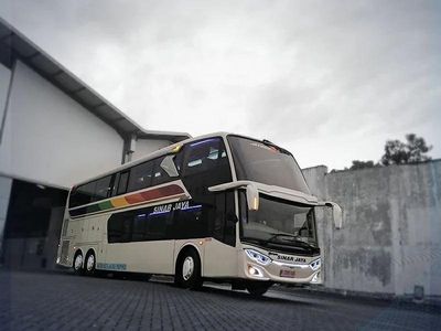 Tampilan Bus Tingkat Terbaru PO Sinar Jaya