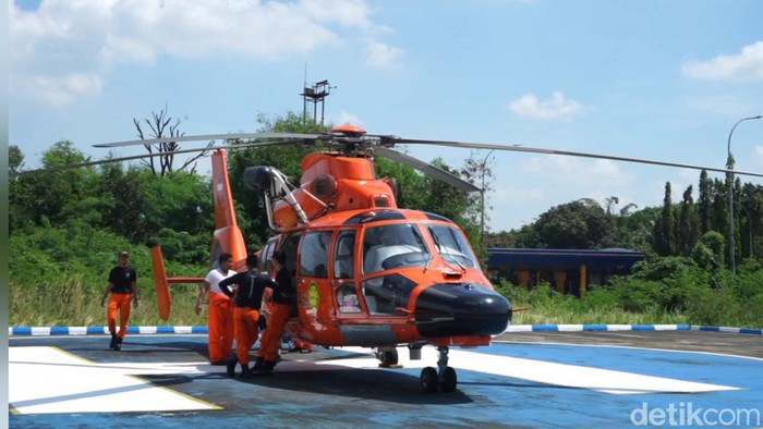 Helikopter Basarnas.