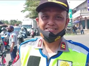 Polisi Dimaki Penumpang Alphard Ternyata Kapolsek, Begini Reaksinya