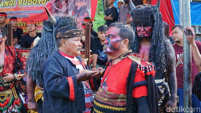Jaranan Buto di Banyuwangi