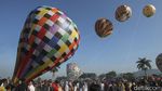 Kemeriahan Festival Balon Udara Hiasi Langit Wonosobo