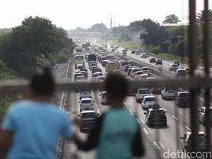 Mudik Lebaran 2023 One Way Fokus di Tol Cipali, Tol Cikampek Hanya Contra Flow