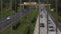 Rekayasa one way dari Km 414 GT Kalikangkung hingga Km 47 Tol Cikampek mulai diberlakukan sejak pukul 14.00 WIB.