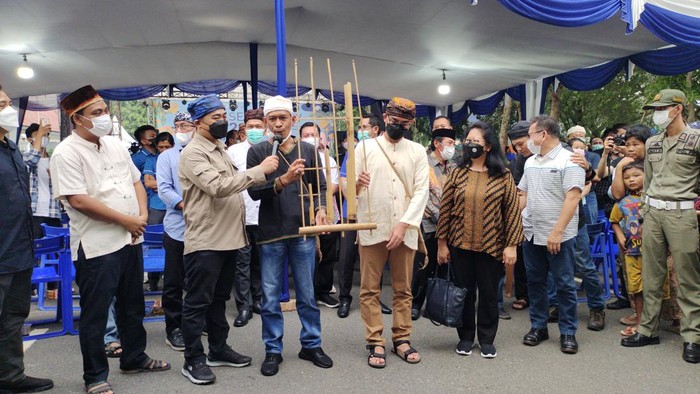 Pembukaan Festival Seba Baduy di depan Gedung Bupati Lebak, Rangkabitung