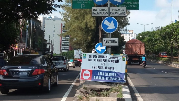 Polres Metro Bekasi Kota akan menutup GT Bekasi arah Cikampek siang nanti