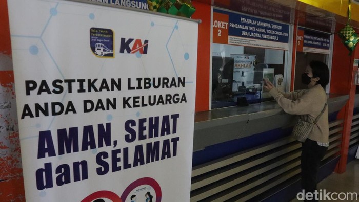 Suasana arus balik di Stasiun Bandung.