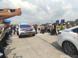 Snapshots: Suasana Saat One Way Resmi Berlaku di GT Kalikangkung