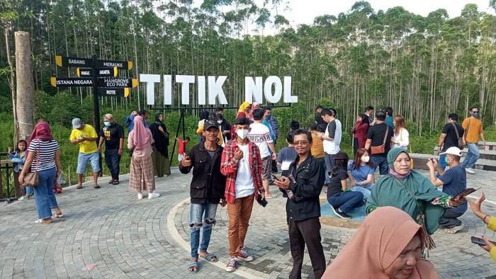 Titik Nol IKN Nusantara ramai dikunjungi wisatawan.
