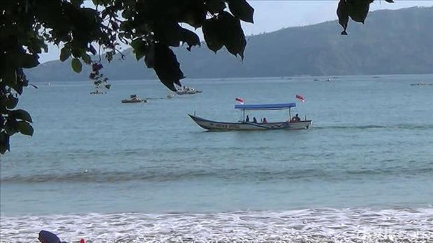 Libur panjang Idul Fitri 2022 tak ada salahnya digunakan untuk merelaksasi diri dengan mengunjungi sejumlah destinasi wisata di Trenggalek. Dinas Pariwisata dan Kebudayaan Trenggalek memastikan seluruh tempat wisata dibuka pada libur lebaran.