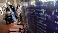 Holik mengatakan jumlah penumpang tersebar di tiga terminal Bandara Soetta. Jumlah penumpang tercatat paling banyak di Terminal 2 Bandara Soetta, yaitu 63.454 penumpang dengan 443 penerbangan. Terminal 1 akan dipadati 25.446 penumpang dengan 171 penerbangan. Sedangkan Terminal 3 sekitar 48.834 penumpang dengan 318 penerbangan.  