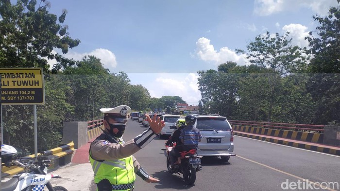 Arus balik di Blitar