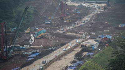 Foto-foto Arus Balik di Jalur Fungsional Tol Cisumdawu