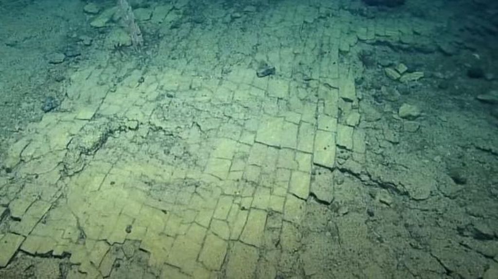 Jalan Misterius Ditemukan di Laut Pasifik, Apakah Itu Atlantis?
