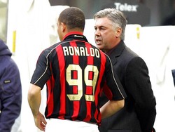 Dulu di AC Milan, Ancelotti pernah membesut Ronaldo Luis Nazario (AP)