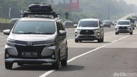 Kebijakan one way dari Km 47 Tol Japek ke Km 3+500 Tol Halim pagi ini telah dimulai pukul 07.00 WIB. Kebijakan itu merupakan kelanjutan dari one way Km 414 Tol Kalikangkung ke Km 47 Tol Japek yang telah berlangsung dari Jumat (6/5) kemarin sekitar pukul 14.00 WIB hingga tengah malam tadi.