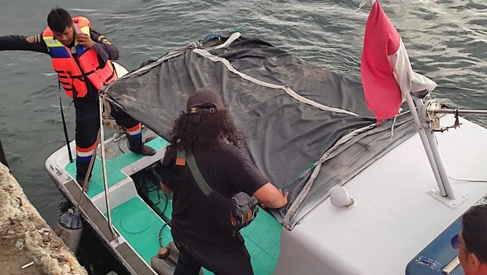 Penumpang tujuan Nunukan dibantu petugas karena ketinggalan kapal