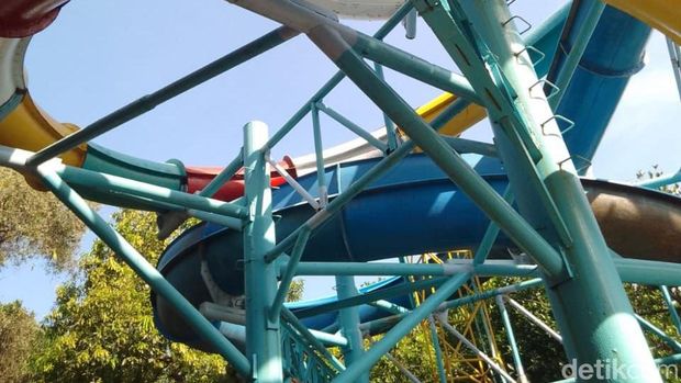 Perosotan Kenpark ambrol