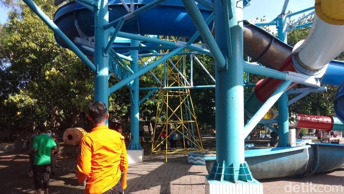 Perosotan Kenpark ambrol