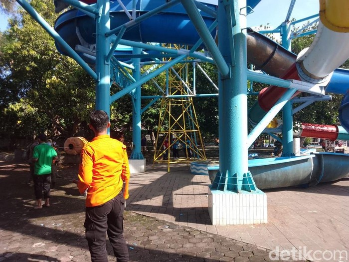 Perosotan Kenpark ambrol