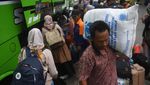 Suasana Terkini Arus Balik di Terminal Kampung Rambutan