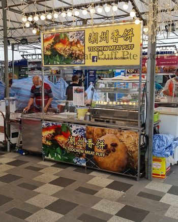 Sempat Terpuruk Saat Pandemi, Gerai Meat Puff Populer Ini Buka Lagi!