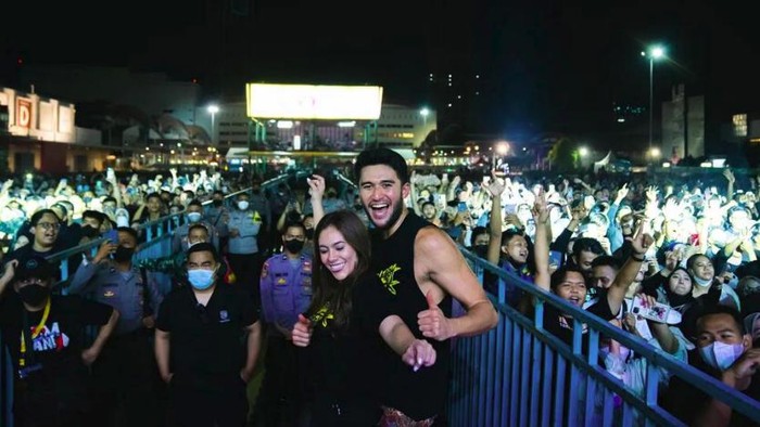Wula Guritno dan Sabda Ahessa Ndarboy Genk