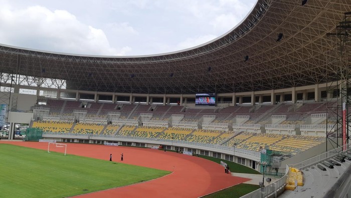 Banten International Stadium (BIS) rencananya akan didirikan Senin (9/5/) besok. Sejumlah program dan kesibukan bakal disuguhkan dikala peresmian Banten International Stadium.