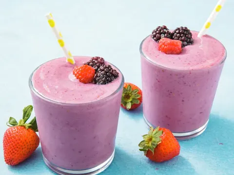 Dibayar Rp 100 Juta, Pria Ini Rela Minum Smoothies Isi Bakteri