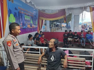 Kapal Angkut Semen Tenggelam di Laut Bima Diduga Ada Masalah Mesin