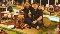 Enjoy musik di sudut heha