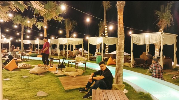 Pose kece dulu di salah satu sudut heha ocean