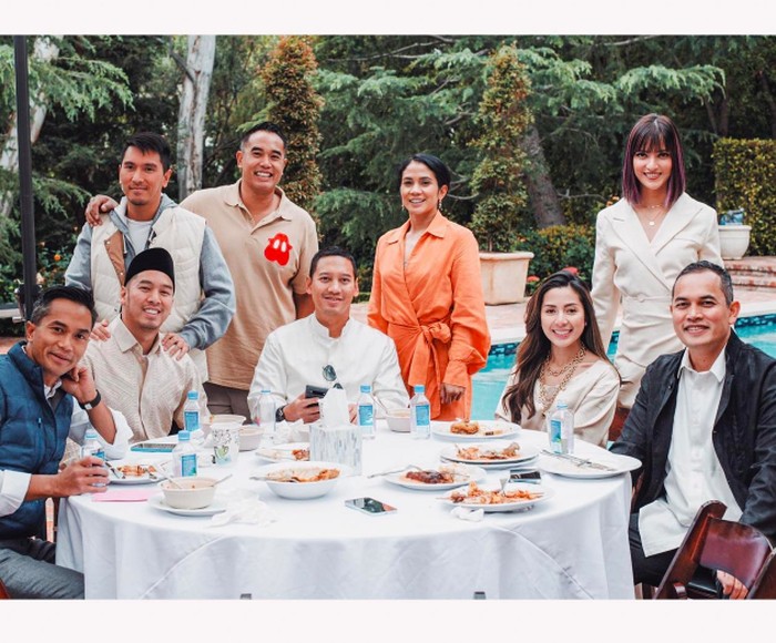 Nia Ramadhani Nia Ramadhani