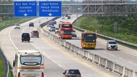 PT Jasamarga Solo Ngawi (JSN) mencatat jumlah kendaraan yang melintas di jalan tol Ngawi-Solo pada puncak arus balik Sabtu (7/8) sebanyak 23.224 kendaraan.