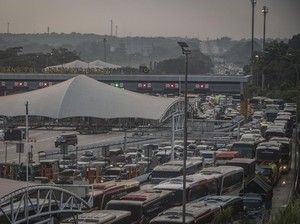 Awas Macet Libur dan Mudik Nataru! Hindari Perjalanan di Tanggal Ini
