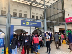 Cerita Nur Aeni Sudah 6 Tahun Tak Mudik, Kini Bisa Balik ke Kampung Halaman