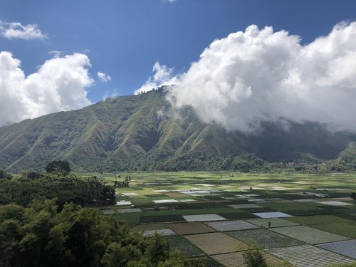 Spot selfie di Bukit Selong di Kecamatan Sembalun Lombok Timur, Sabtu (7/5/2022).